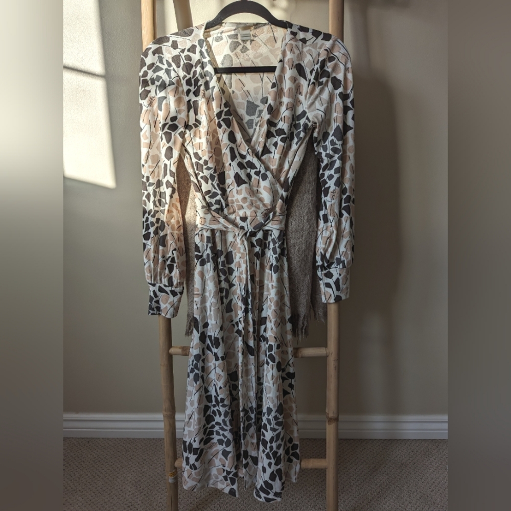 Richard Allen x H&M 60's style wrap dress XS
